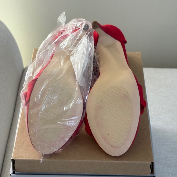 Red Pom Pom Lace-Up Stiletto Heels – Size 7.5 - Picture 4 of 7